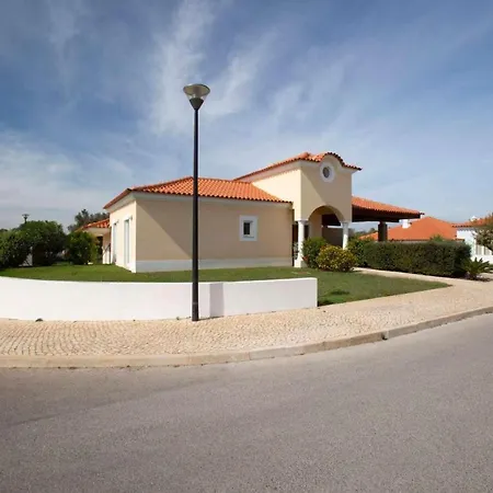 Maca Villa *
