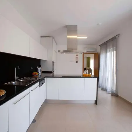 Maca Villa *